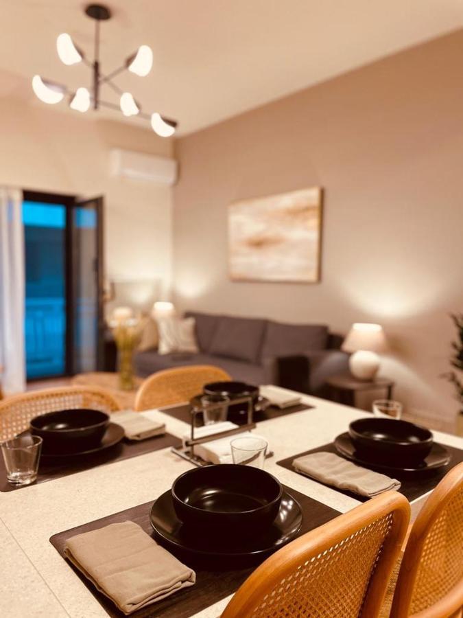 2 Bedroom Apt - Live Like A Local In Kolonaki Афины Экстерьер фото