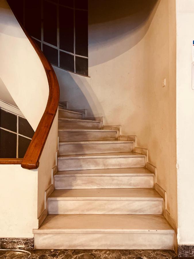 2 Bedroom Apt - Live Like A Local In Kolonaki Афины Экстерьер фото